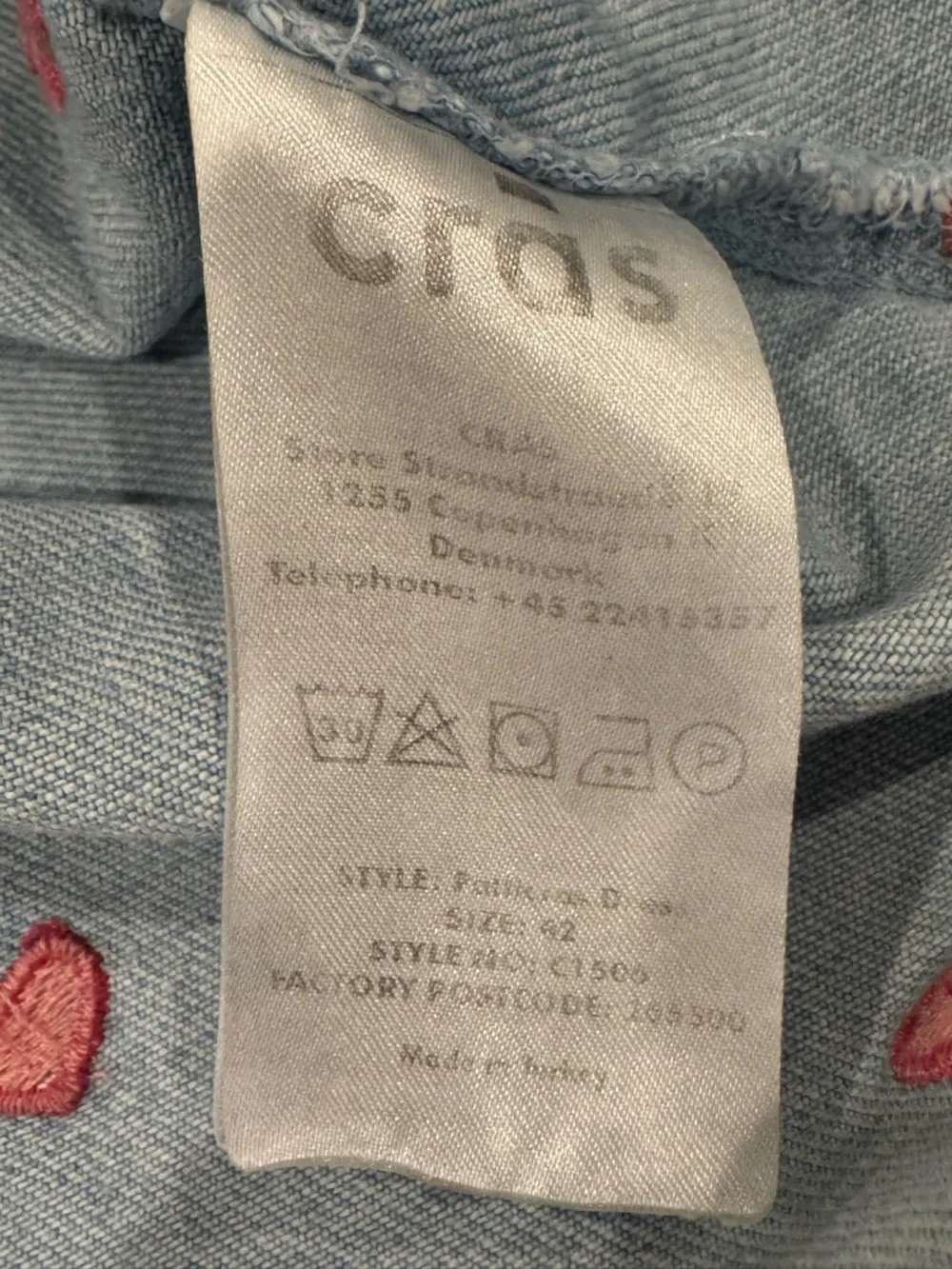 Crās Patti Denim Mini Dress Light Blue Pink Hearts  size XL 🩷 - Picture 12 of 15